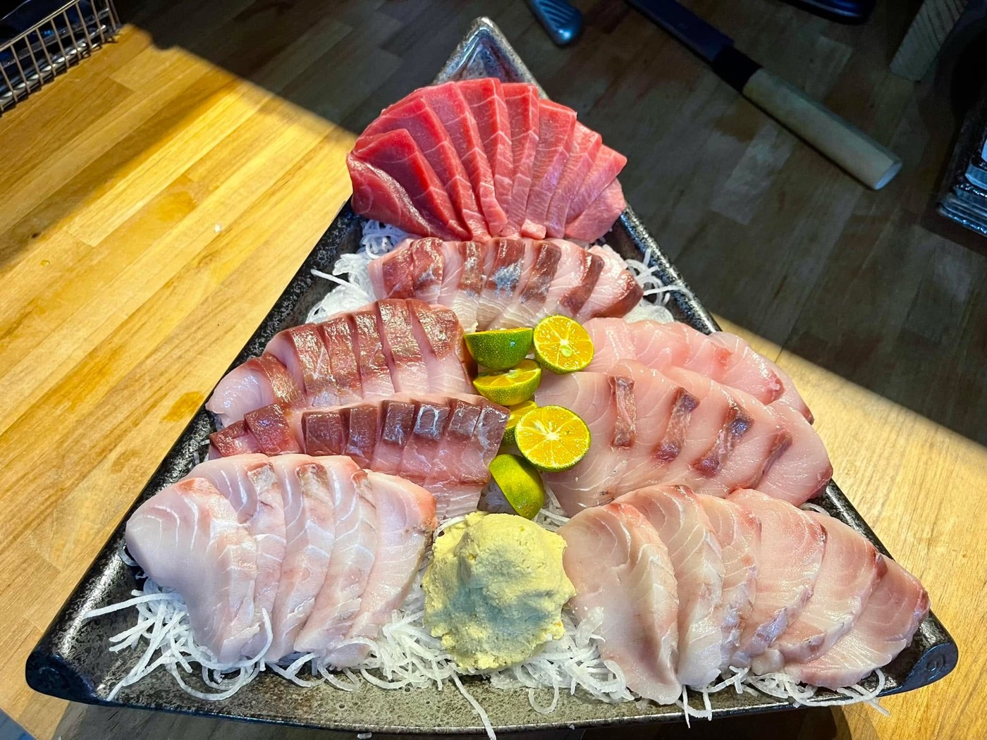 雲霧食堂熟成魚生魚片拼盤