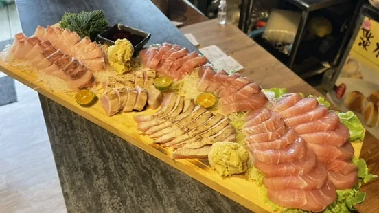 雲霧食堂不同魚種與熟成魚料理拼盤